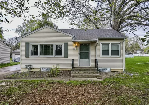 3153 Sportsman Club Rd, Bourbonnais, IL 60914