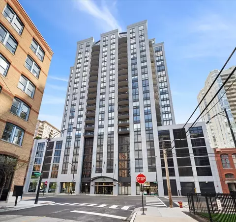 435 W Erie St #1801, Chicago, IL 60654