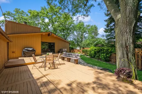 Exterior - 2530 Donald Ct, Glenview, IL 60025 photo 5 of 7