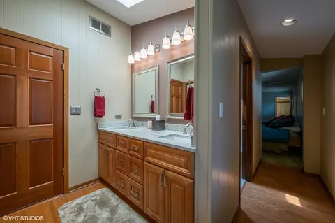 Entry Way - 2530 Donald Ct, Glenview, IL 60025 photo 1 of 1