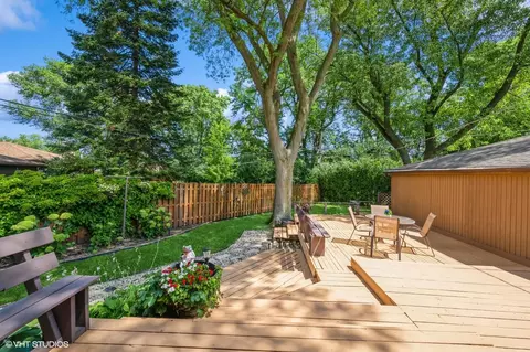 Exterior - 2530 Donald Ct, Glenview, IL 60025 photo 2 of 7
