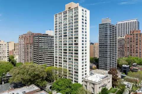 336 W Wellington St #703, Chicago, IL 60657