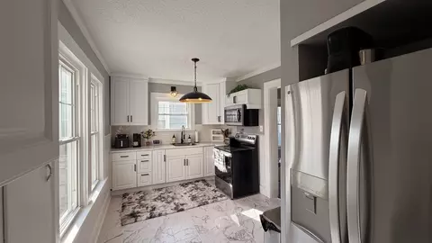 Kitchen - 909 E 3rd St, Centralia, IL 62801 photo 1 of 1