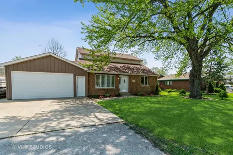 12769 S Loveland St, Alsip, IL 60803
