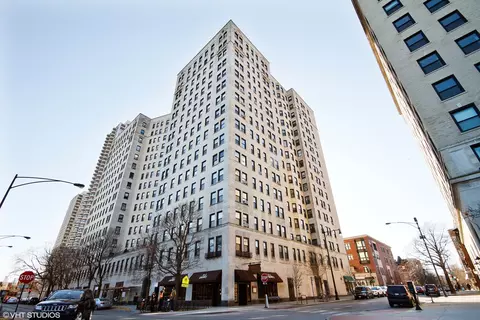 2000 N Lincoln Park West Ave #312, Chicago, IL 60614