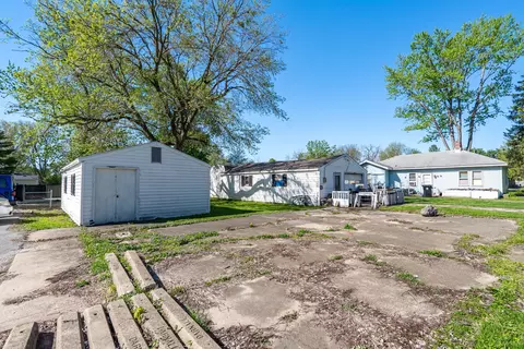 505 Pine St, Normal, IL 61761 photo 4