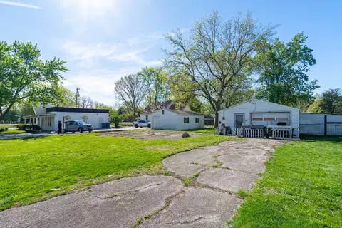 505 Pine St, Normal, IL 61761 photo 2