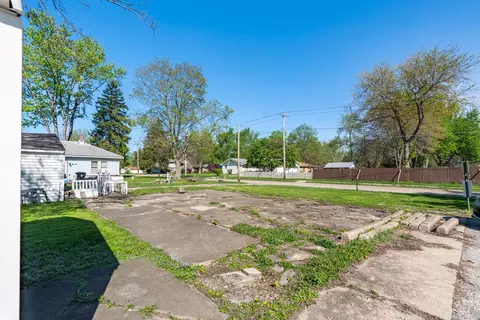 505 Pine St, Normal, IL 61761 photo 7