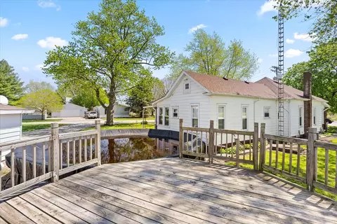 Exterior - 303 E 4th St, Long Point, IL 61333 photo 11 of 16