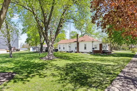 Exterior - 303 E 4th St, Long Point, IL 61333 photo 7 of 16