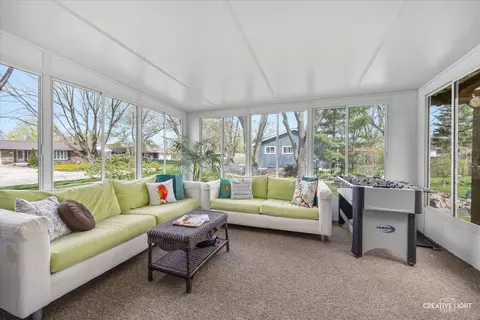 Exterior - 850 Arthur Dr, Elgin, IL 60120 photo 2 of 8