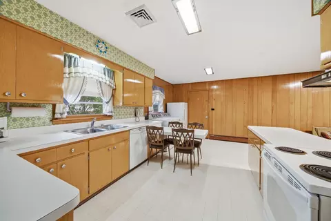 Kitchen - 3245 Halsted St, Steger, IL 60475 photo 1 of 3