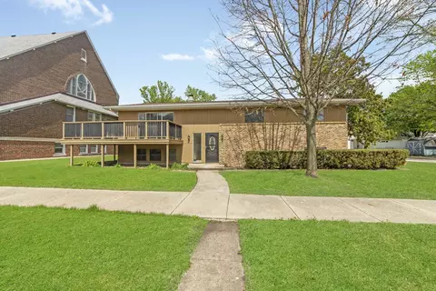 Exterior - 312 E 5th St, Minonk, IL 61760 photo 6 of 7