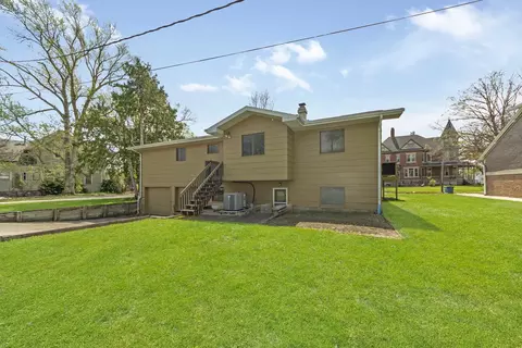 Exterior - 312 E 5th St, Minonk, IL 61760 photo 3 of 7