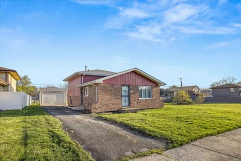 931 Miller Pl, Phoenix, IL 60426