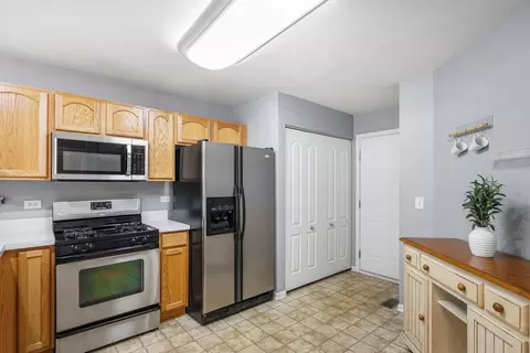Other - 28088 W Niagara St, Lakemoor, IL 60051 photo 2 of 6