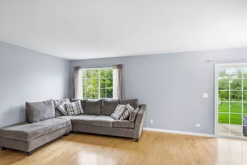 Living - 28088 W Niagara St, Lakemoor, IL 60051 photo 1 of 3