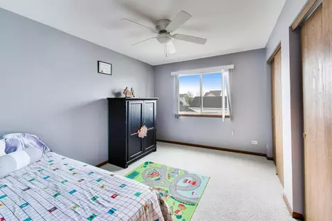 Bedroom - 822 Tall Grass Trl, Matteson, IL 60443 photo 6 of 7