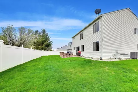 Exterior - 822 Tall Grass Trl, Matteson, IL 60443 photo 3 of 3