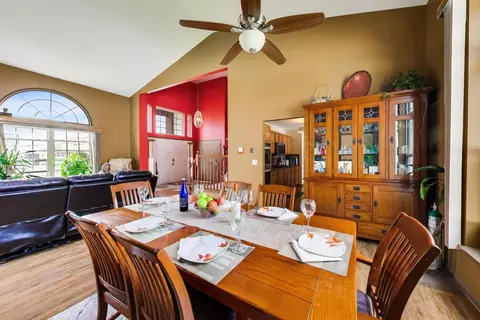Dining - 822 Tall Grass Trl, Matteson, IL 60443 photo 2 of 3