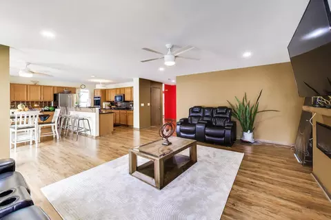 Other - 822 Tall Grass Trl, Matteson, IL 60443 photo 4 of 12