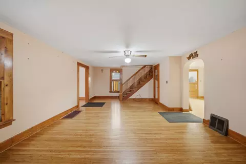 Living - 599 Palmyra Rd, Dixon, IL 61021 photo 3 of 5