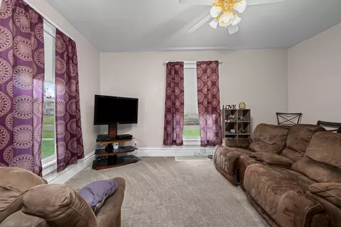 Living - 505 E Main St, Morrison, IL 61270 photo 1 of 3