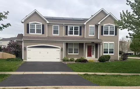 658 N Silver Leaf Ln, Round Lake, IL 60073