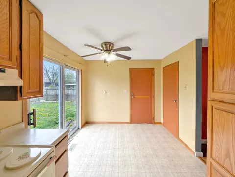 Other - 1203 Mount Vernon Dr, Bloomington, IL 61704 photo 2 of 8
