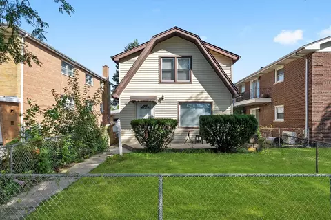 6040 W 79th St, Burbank, IL 60459