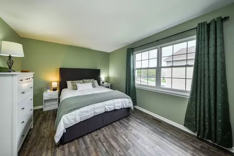 Bedroom - 1554 Timber Trl, Wheaton, IL 60189 photo 1 of 1