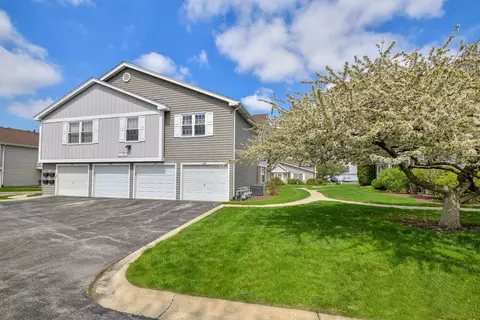 Exterior - 1554 Timber Trl, Wheaton, IL 60189 photo 2 of 3