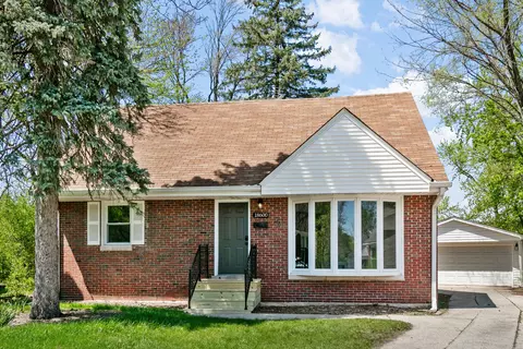 18600 Golfview Ave, Homewood, IL 60430