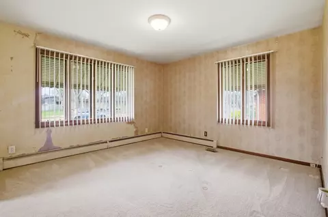 Bedroom - 422 Miller St, Beecher, IL 60401 photo 1 of 3