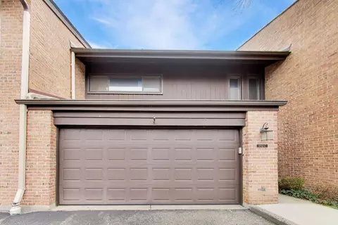 1712 Wildberry Dr #C, Glenview, IL 60025