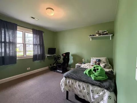 Bedroom - 203 Macgregor Rd, Lockport, IL 60441 photo 1 of 4