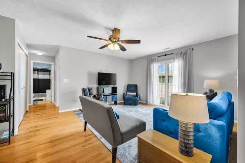 Living - 1040 Ekstam Dr #108, Bloomington, IL 61704 photo 2 of 6