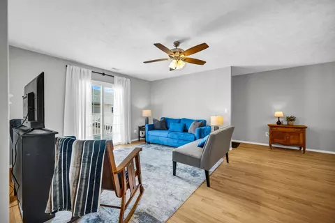 Living - 1040 Ekstam Dr #108, Bloomington, IL 61704 photo 1 of 6