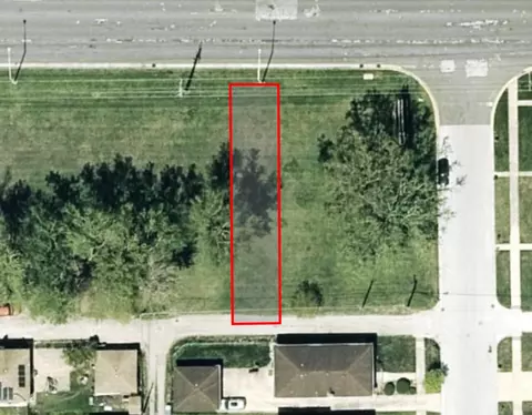 812 State St, Calumet City, IL 60409