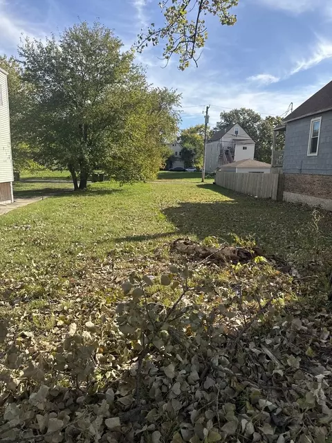 5943 S May St, Chicago, IL 60621