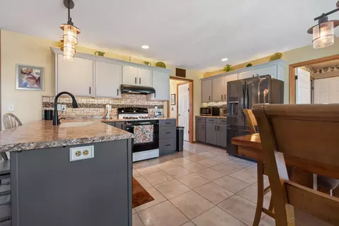 Kitchen - 1018 Sawgrass Dr, Normal, IL 61761 photo 1 of 4