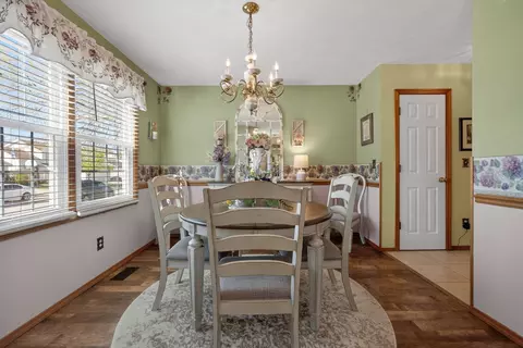 Dining - 1018 Sawgrass Dr, Normal, IL 61761 photo 2 of 2
