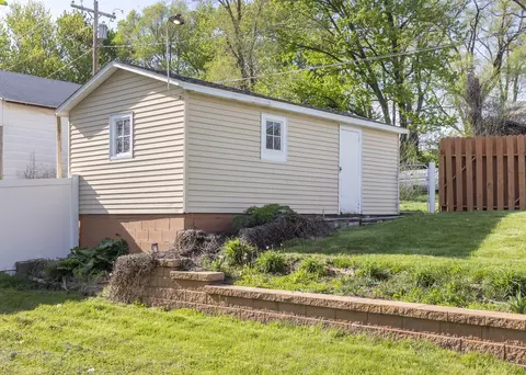 Other - 1124 Walnut St, Buffalo, IA 52728 photo 7 of 10