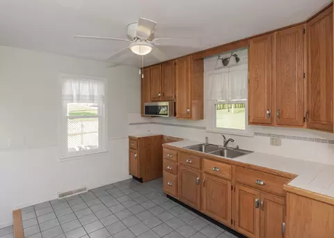 Kitchen - 1124 Walnut St, Buffalo, IA 52728 photo 1 of 2