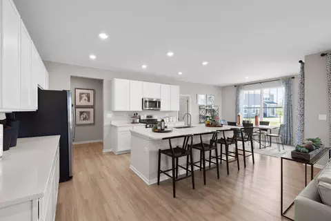 Kitchen - 2000 Cosman Way, Algonquin, IL 60102 photo 1 of 2