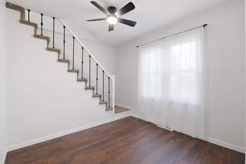 Living - 8622 S 78th Ave, Bridgeview, IL 60455 photo 3 of 3