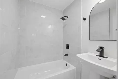 Bath - 8622 S 78th Ave, Bridgeview, IL 60455 photo 1 of 1