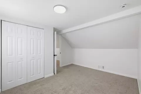 Bedroom - 8622 S 78th Ave, Bridgeview, IL 60455 photo 3 of 6