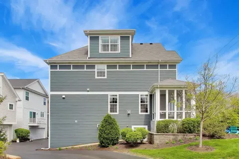 Exterior - 1331 Avery Ave, Wheaton, IL 60187 photo 6 of 6