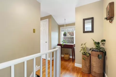 Entry Way - 2357 S 3rd Ave, North Riverside, IL 60546 photo 1 of 1